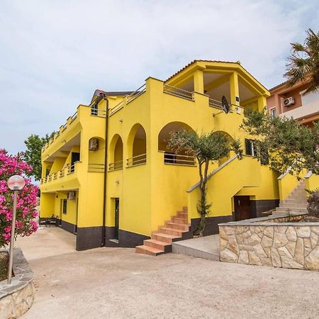 Apartamento Sunce Vrbnik Exterior foto